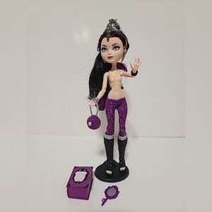 Ever After High Legacy Day Raven Queen Doll
